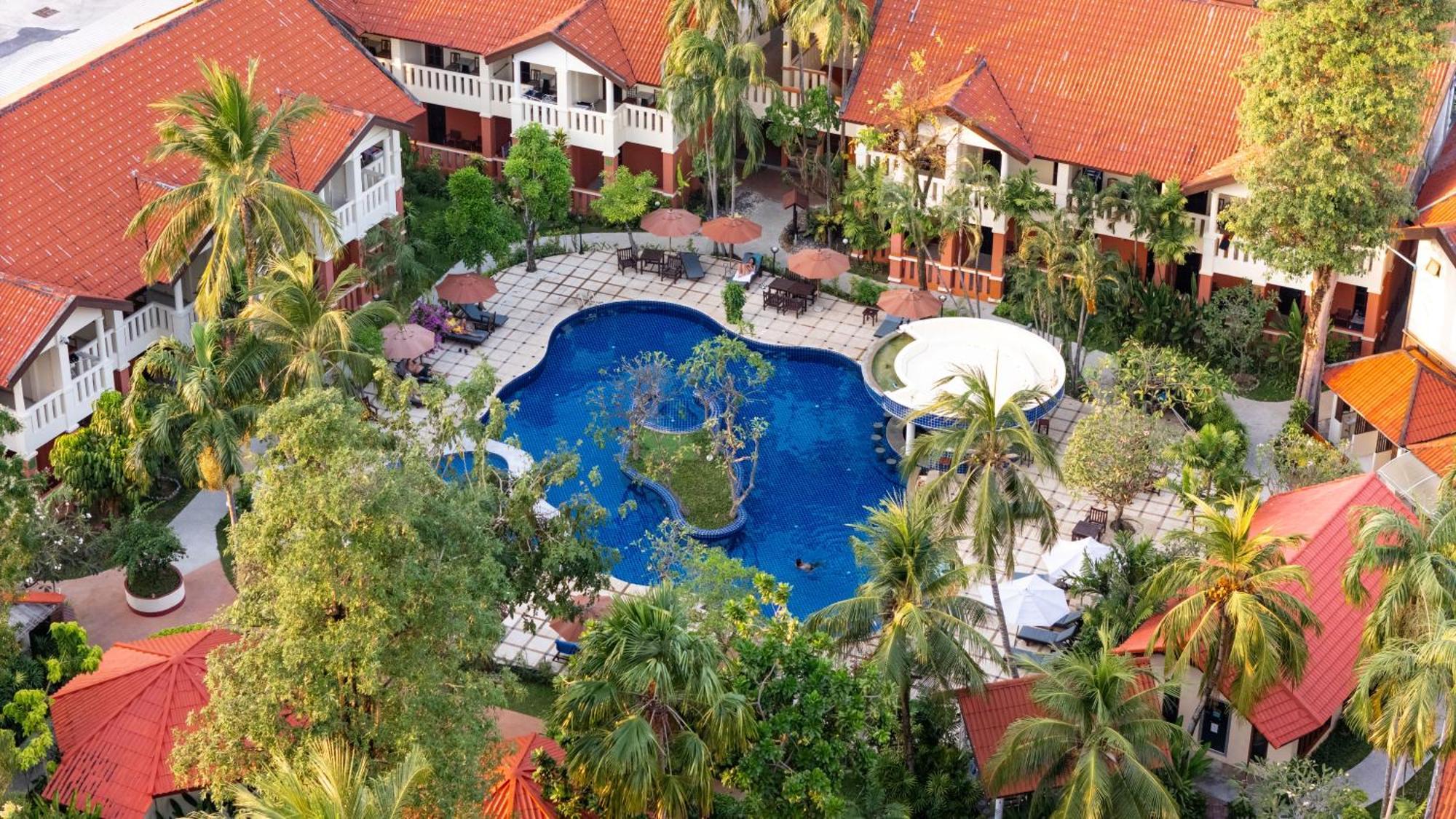 Phuket Leelavadee Hua Ting Resort Patong Luaran gambar