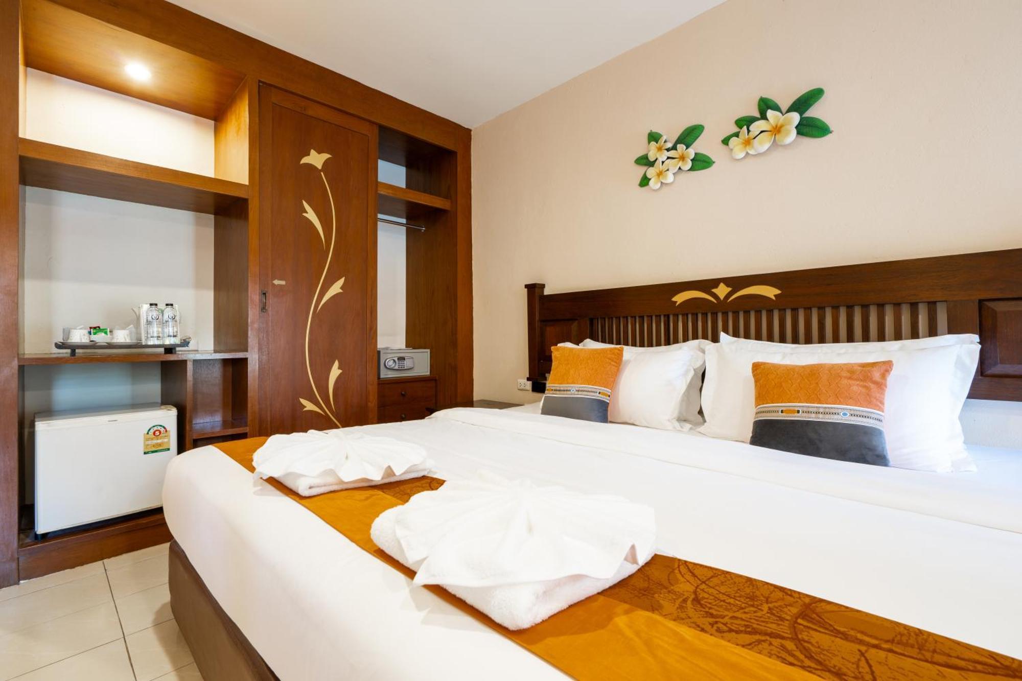 Phuket Leelavadee Hua Ting Resort Patong Luaran gambar