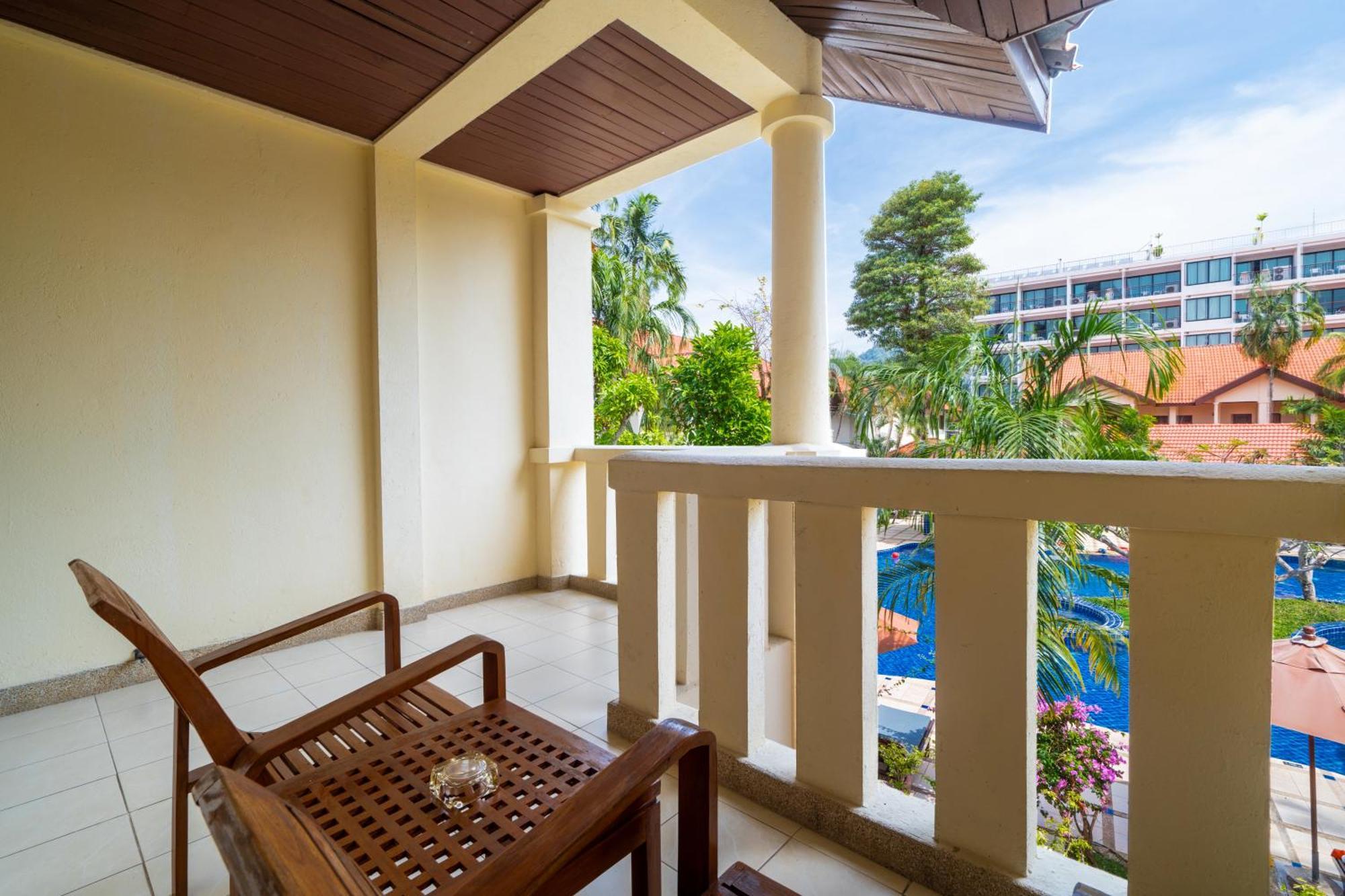 Phuket Leelavadee Hua Ting Resort Patong Luaran gambar
