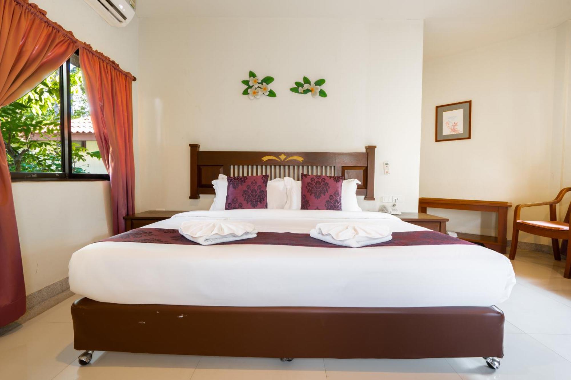 Phuket Leelavadee Hua Ting Resort Patong Luaran gambar