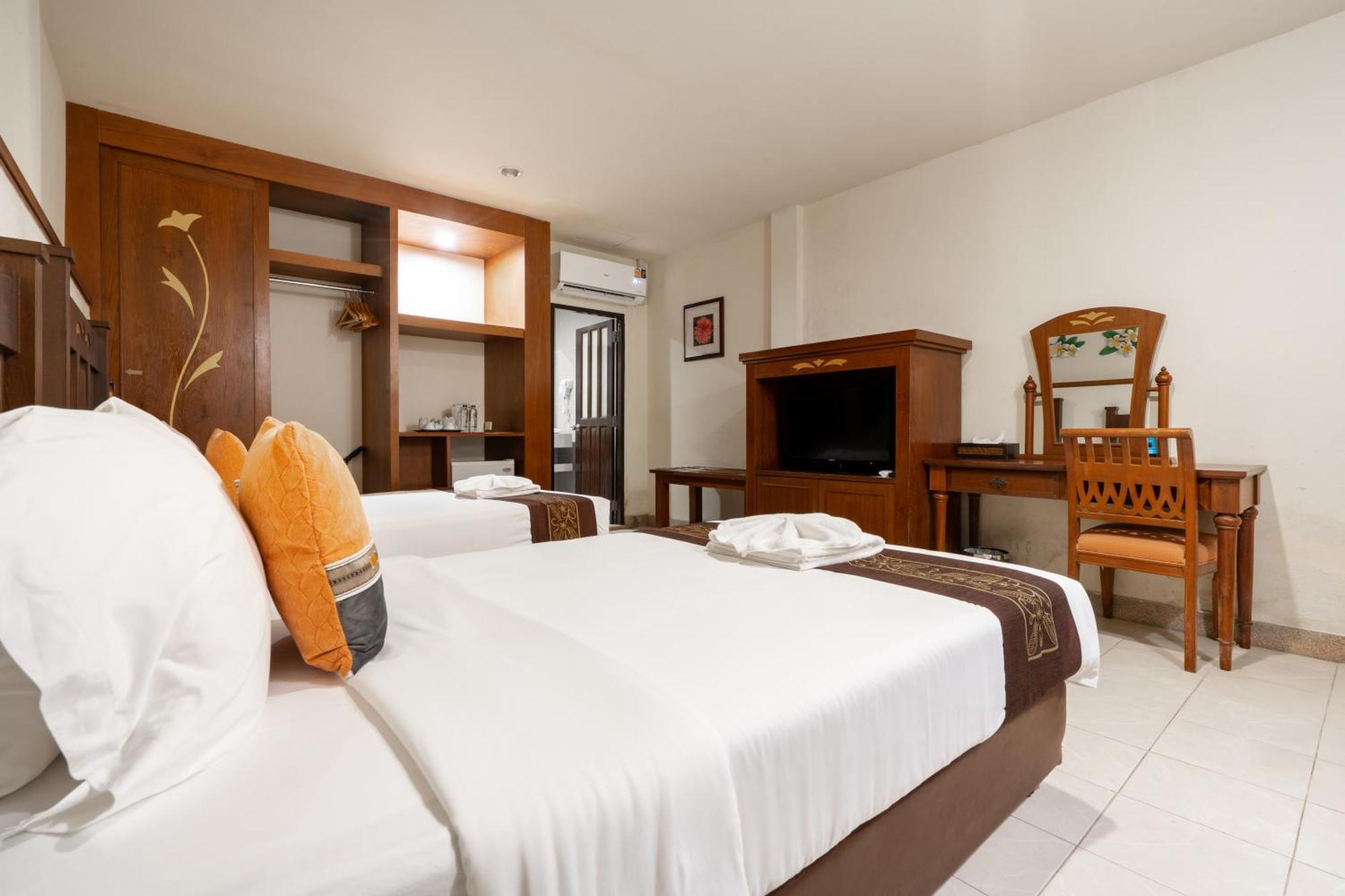 Phuket Leelavadee Hua Ting Resort Patong Luaran gambar